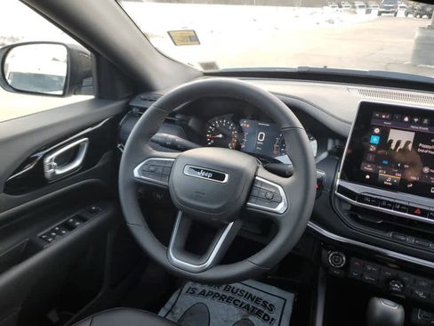 New 2026 Jeep Compass Limited image 18