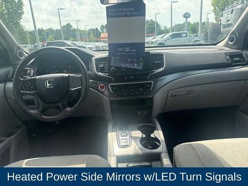 Used 2021 Honda Pilot EX image 17
