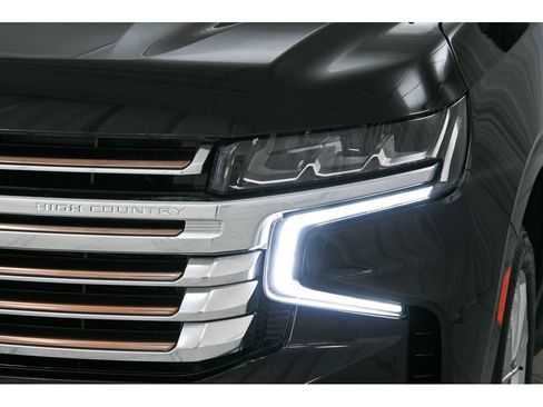 Used 2023 Chevrolet Tahoe High Country AWD/4WD image 26