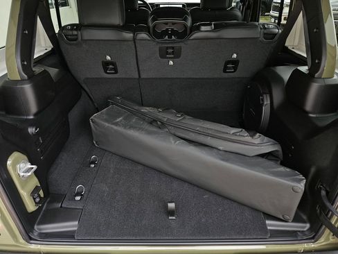 New 2026 Jeep Wrangler Unlimited Rubicon AWD/4WD image 9