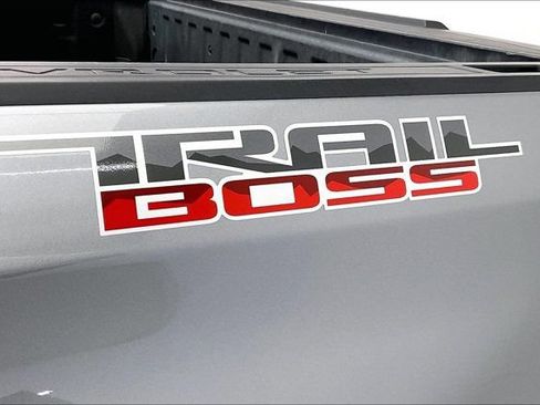 Used 2023 Chevrolet Silverado 1500 LT Trail Boss w/ Protection Package AWD/4WD image 7