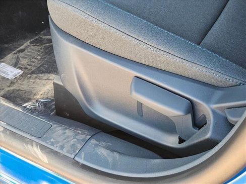 New 2025 Ford Maverick XLT image 4