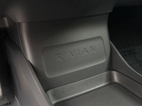 Used 2023 Rivian R1S Launch Edition Quad AWD/4WD image 37