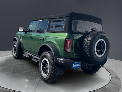 Used 2023 Ford Bronco Badlands w/ Sasquatch Package AWD/4WD image 3