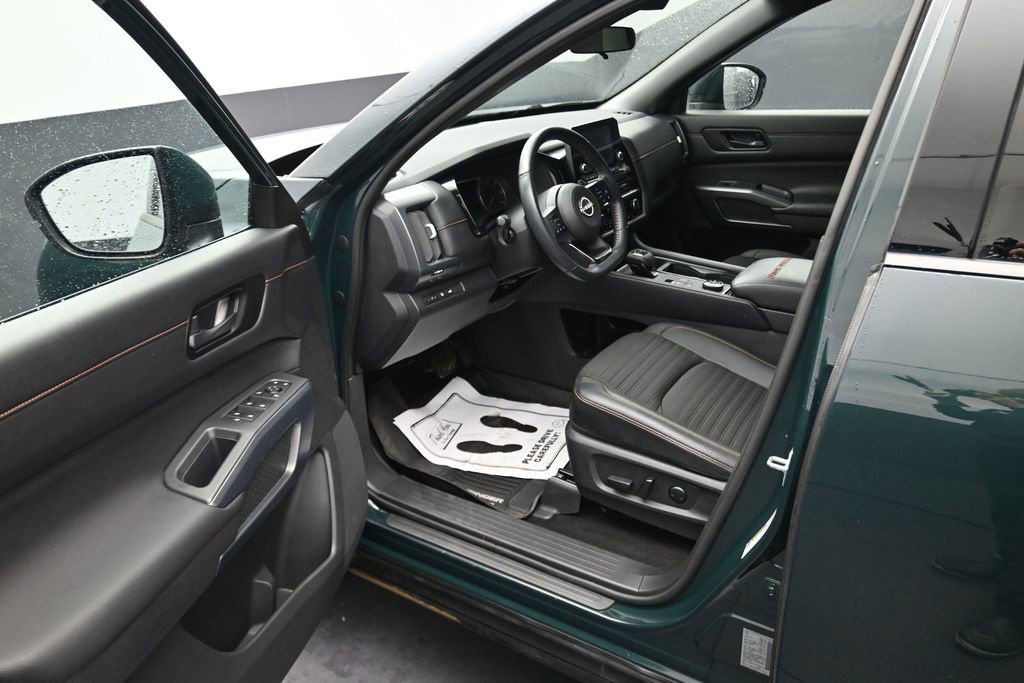 Certified 2025 Nissan Pathfinder Rock Creek AWD/4WD image 19