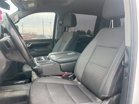 Used 2024 Chevrolet Silverado 2500 LT w/ Convenience Package image 21