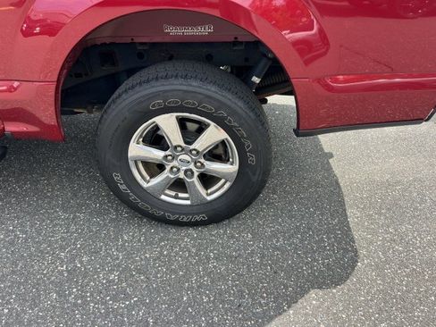 Used 2019 Ford F150 XLT w/ Equipment Group 302A Luxury AWD/4WD image 25