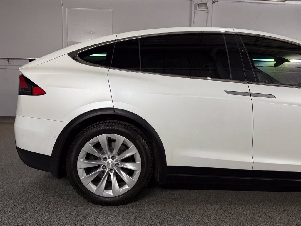 Used 2019 Tesla Model X Long Range AWD/4WD image 7