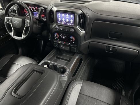 Used 2021 Chevrolet Silverado 1500 LT Trail Boss w/ Convenience Package II image 12