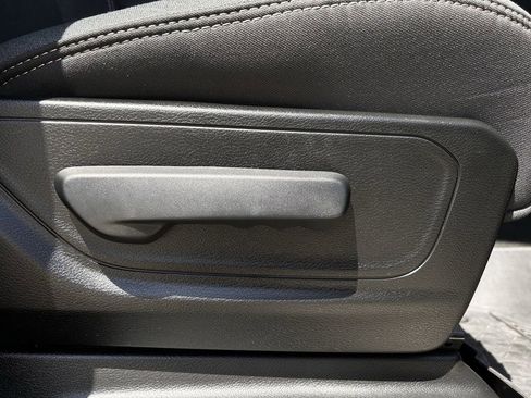 Used 2022 RAM 1500 Big Horn image 32