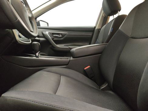 Used 2016 Nissan Altima 2.5 SR FWD image 17