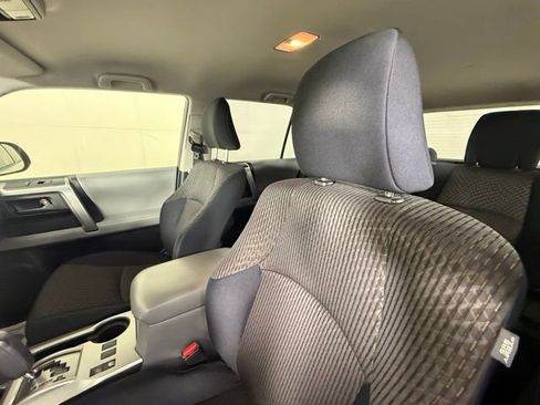 Used 2013 Toyota 4Runner SR5 RWD image 10