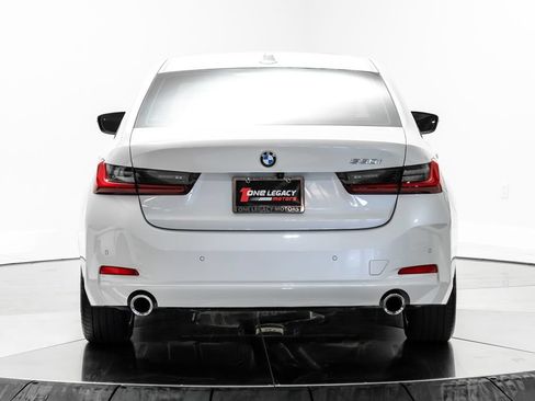 Used 2023 BMW 330i Sedan w/ Premium Package RWD image 11