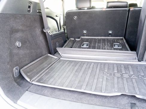 Used 2023 Nissan Pathfinder Platinum w/ Cargo Package AWD/4WD image 30