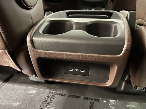 New 2026 Honda Odyssey Touring image 24