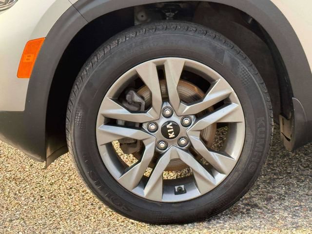 Used 2021 Kia Seltos S AWD/4WD image 9