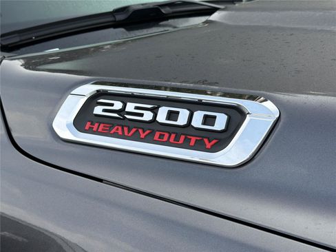 Used 2026 RAM 2500 Big Horn AWD/4WD image 4