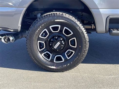 New 2025 Ford F250 Platinum image 7