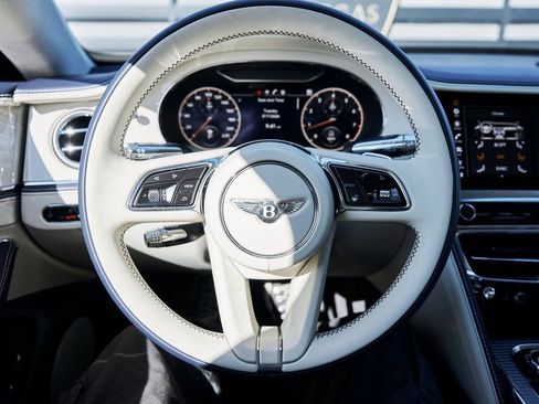Used 2024 Bentley Flying Spur V8 AWD/4WD image 53