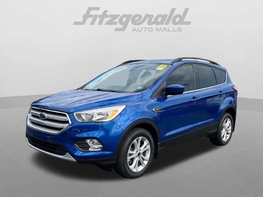 Used 2018 Ford Escape SE w/ SE Sync 3 Package AWD/4WD image 3
