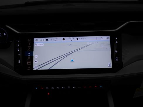 New 2026 Jeep Cherokee Overland w/ Advanced Pro Tech Group AWD/4WD image 4