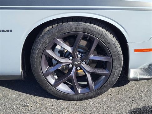 Certified 2022 Dodge Challenger R/T w/ Blacktop Package image 6