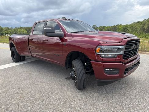 Used 2024 RAM 3500 Laramie w/ Night Edition AWD/4WD image 5