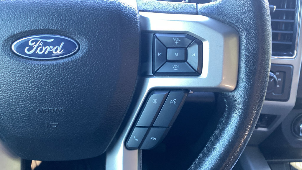 Used 2020 Ford F250 Lariat w/ Lariat Ultimate Package AWD/4WD image 23