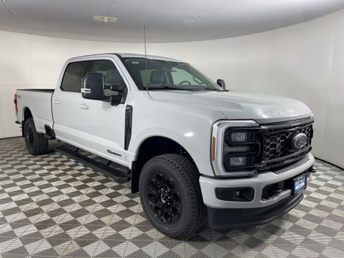 New 2026 Ford F250 XLT w/ XLT Premium Package AWD/4WD image 15