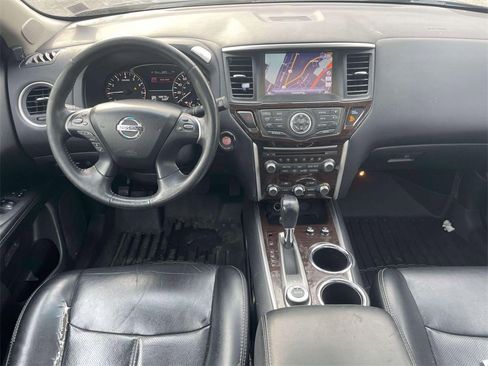 Used 2014 Nissan Pathfinder Platinum w/ Platinum Premium Package image 13