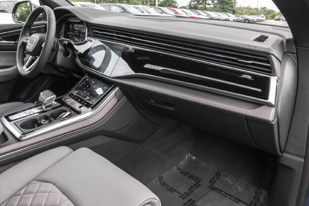 Used 2025 Audi SQ8 Premium Plus w/ S Sport Package AWD/4WD image 37