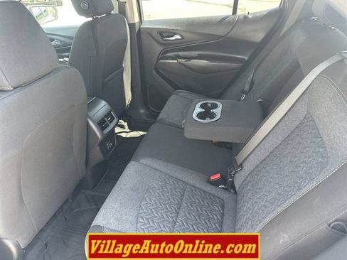 Used 2022 Chevrolet Equinox LT AWD/4WD image 32