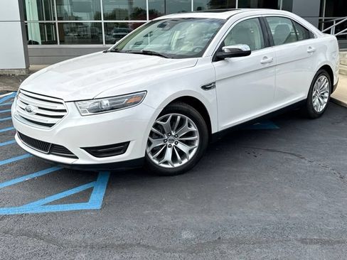 Used 2017 Ford Taurus Limited FWD image 2