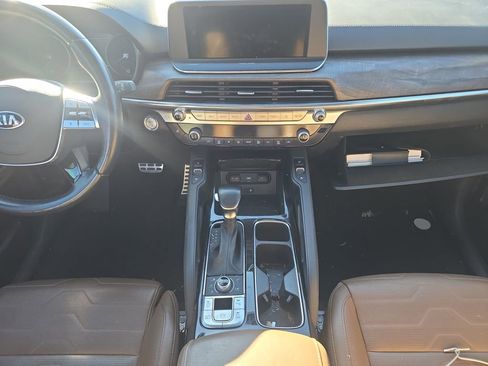 Used 2021 Kia Telluride SX w/ SX Prestige Package image 12