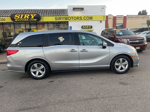 Used 2020 Honda Odyssey EX image 2