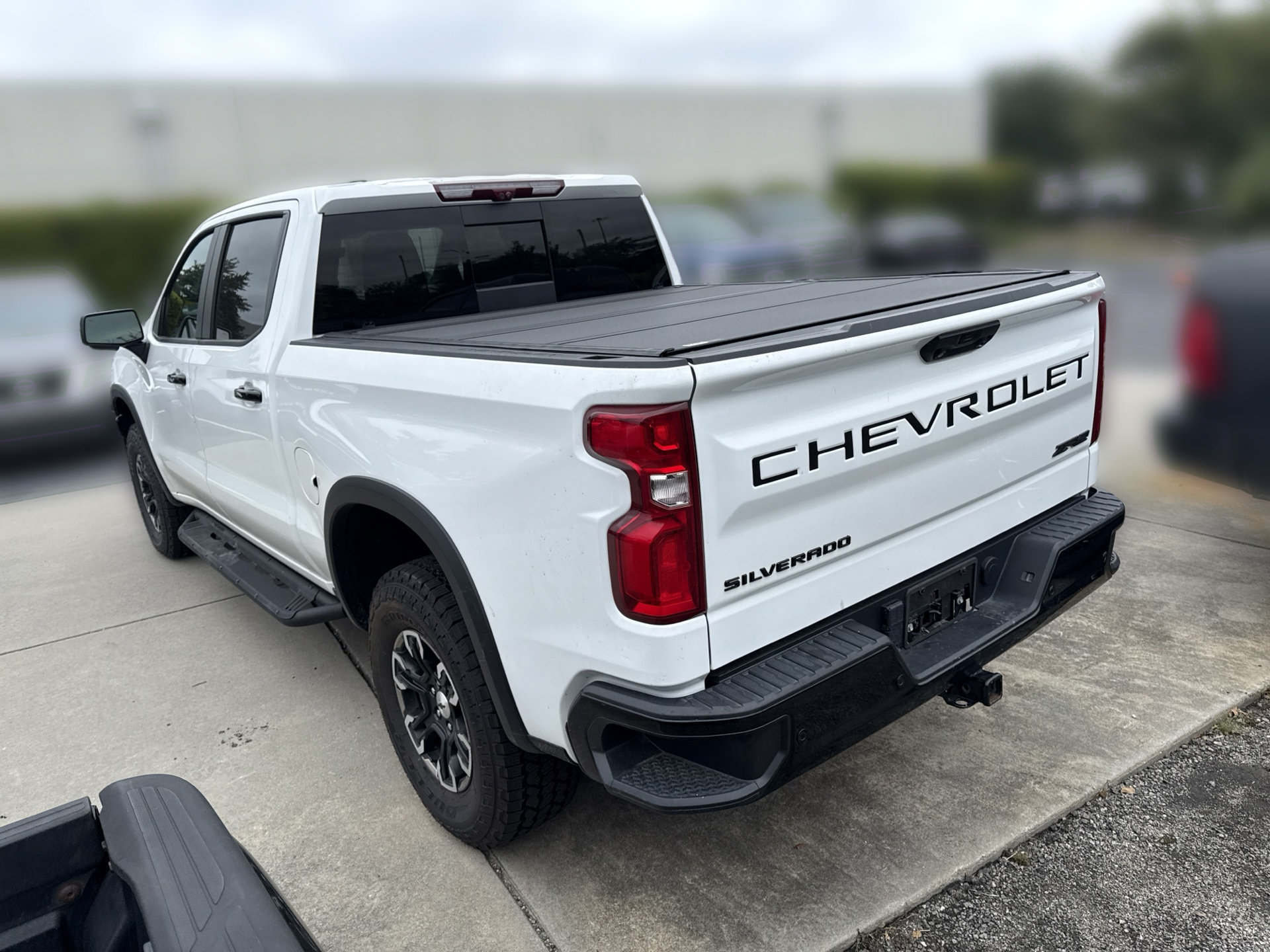Used 2023 Chevrolet Silverado 1500 ZR2 w/ Technology Package AWD/4WD image 7