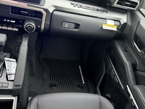 New 2025 Toyota Tacoma TRD Off-Road image 30