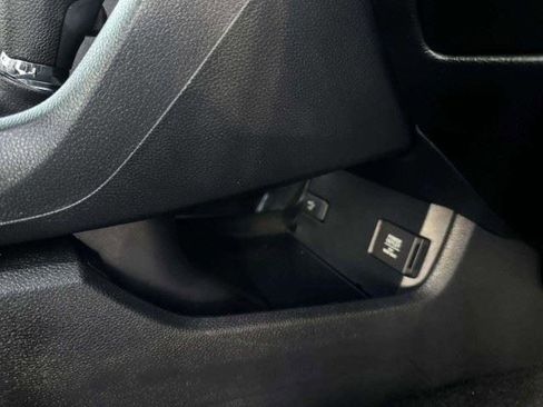 Used 2019 Honda Civic LX image 52