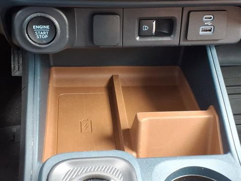 Used 2023 Ford Maverick Lariat w/ Lariat Luxury Package image 21