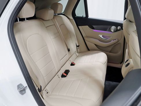 Used 2020 Mercedes-Benz GLC 300 GLC 300 w/ Parking Assistance Package image 33