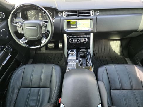 Used 2017 Land Rover Range Rover Supercharged AWD/4WD image 4
