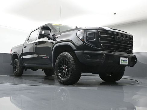 Used 2023 GMC Sierra 1500 AT4X image 25