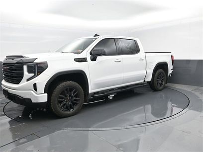 Used 2023 GMC Sierra 1500 Elevation