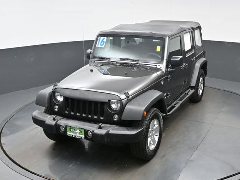 Used 2016 Jeep Wrangler Unlimited Sport AWD/4WD image 29