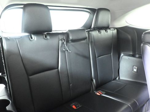 Used 2022 Toyota Highlander Platinum AWD/4WD image 38