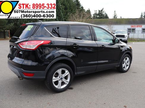 Used 2016 Ford Escape SE image 8