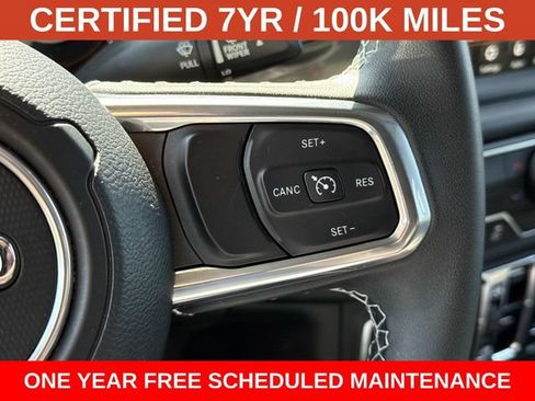 Used 2023 Jeep Wrangler Unlimited Sahara AWD/4WD image 23