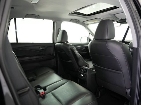 Used 2021 Honda Pilot EX-L image 41