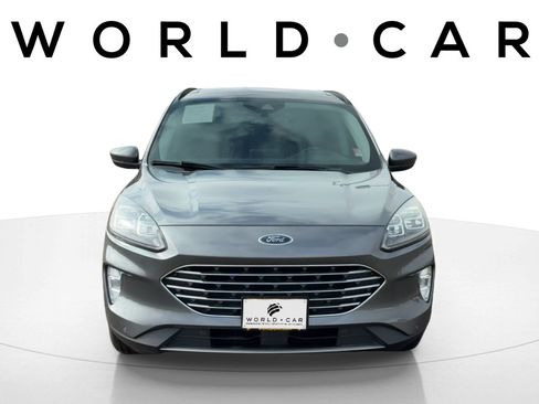 Used 2021 Ford Escape Titanium w/ Titanium Elite Package FWD image 8