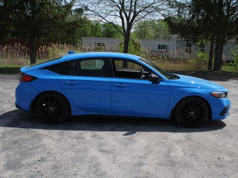 Used 2024 Honda Civic Sport image 4